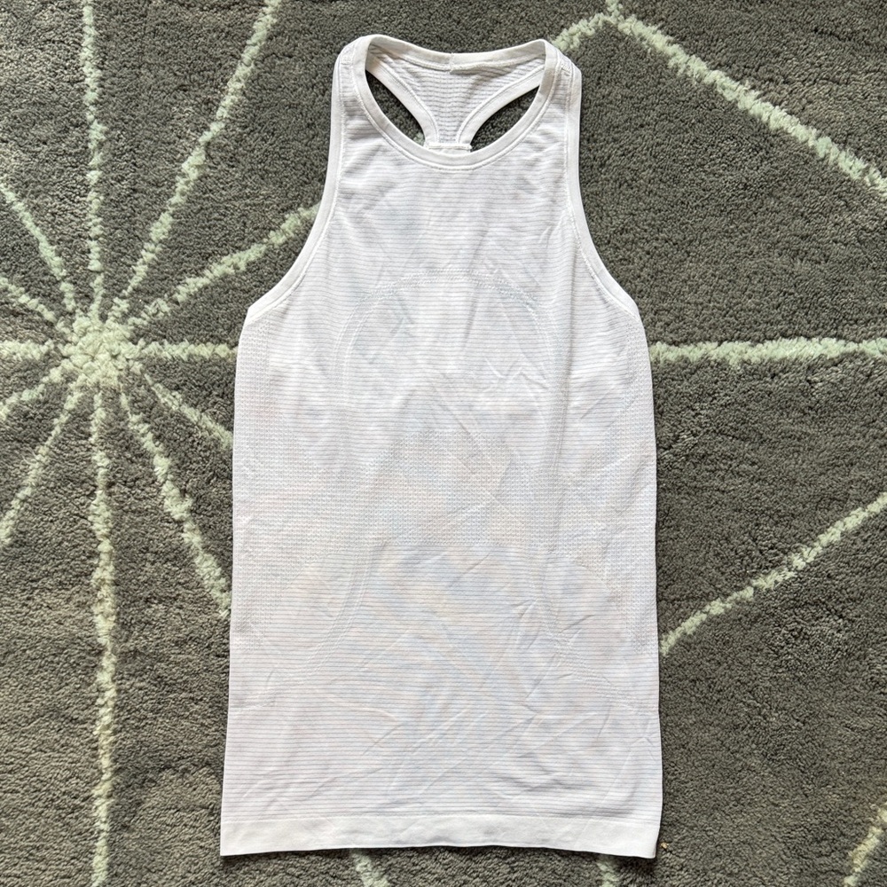 lululemon White Swiftly Tech Racerback Tank, size 4 - Picture 3 of 5